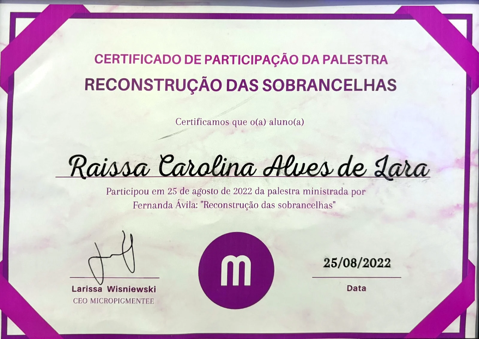 Certificado: Reconstrução das sobrancelhas